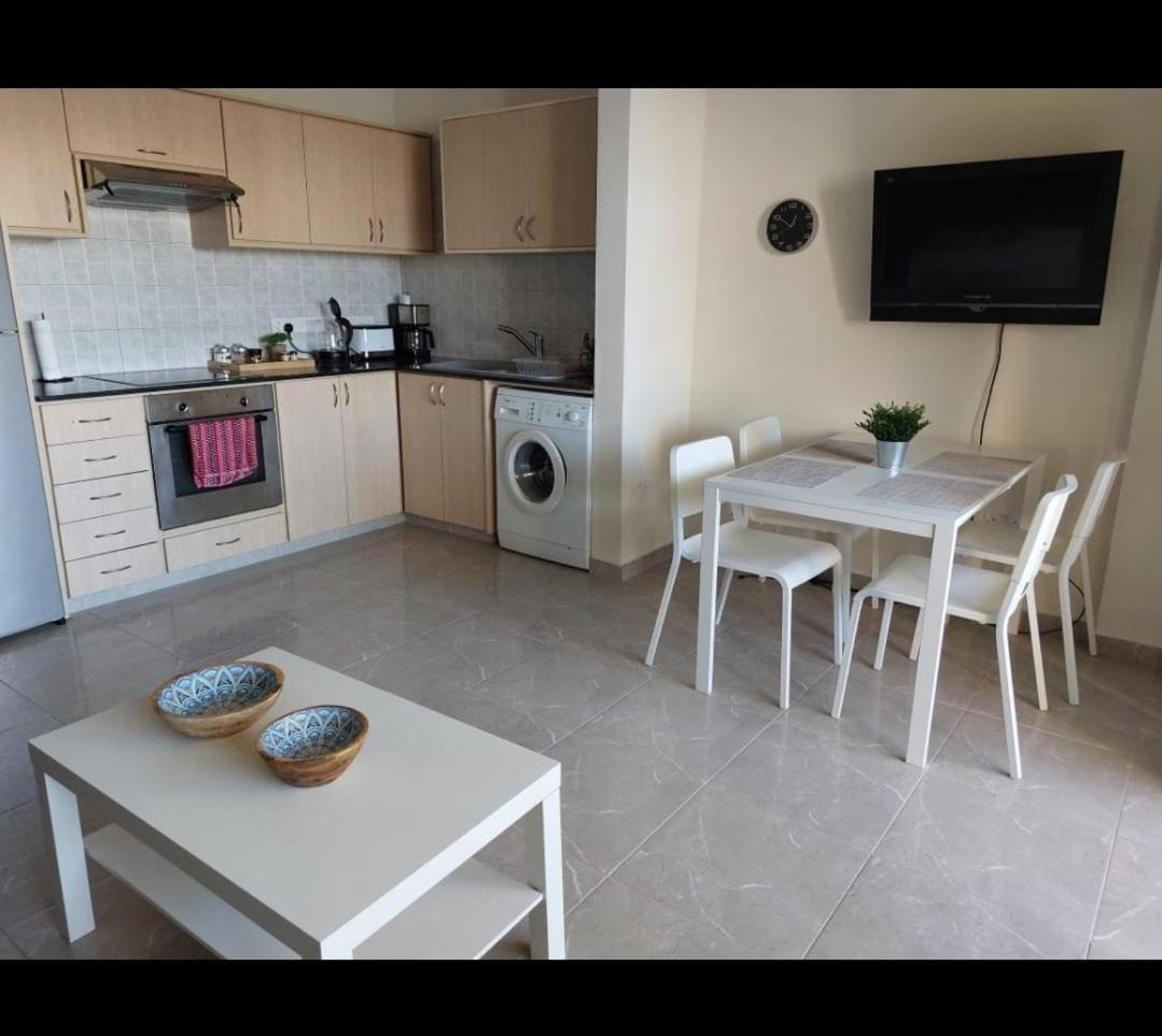 Апартаменти Queen Anna's Dream 1 Bedroom *